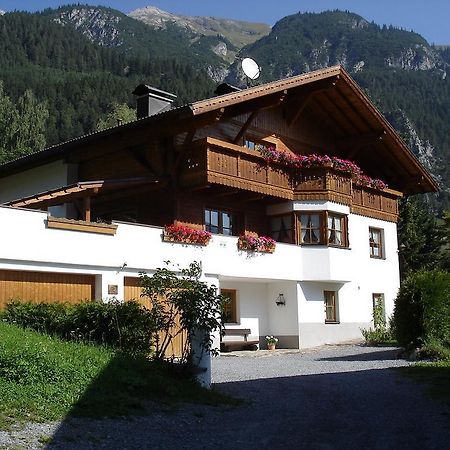 Apart Elisabeth Apartamento Pettneu am Arlberg Exterior foto